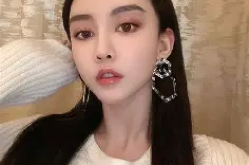 贼喊捉贼！董洁旧事重提甩锅潘粤明遭唐探制片人怒怼：渣女闭嘴